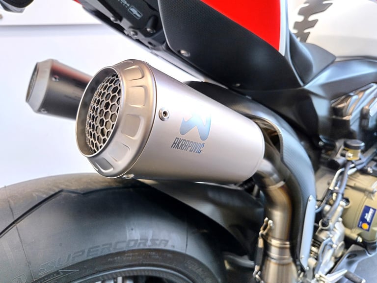 2017 Ducati 1299 Superleggera 4 PDI Miles Owner By Shane 'Shakey' Byrne