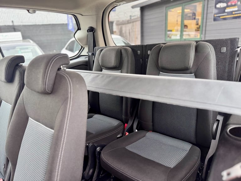 2013 Ford Galaxy 2.0 TDCi 140 Zetec 5dr MPV Diesel Manual