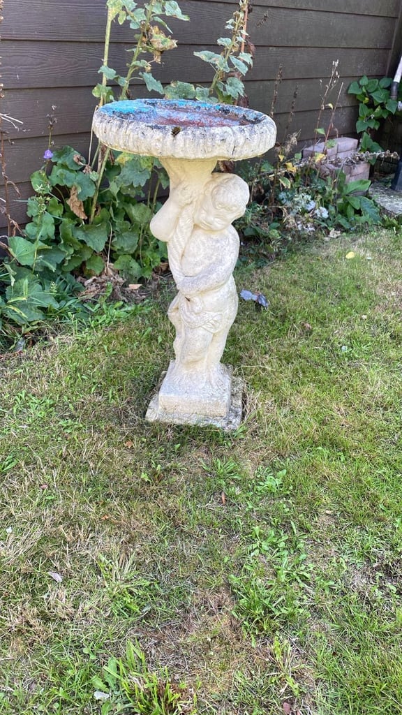 Stone garden bird bath 