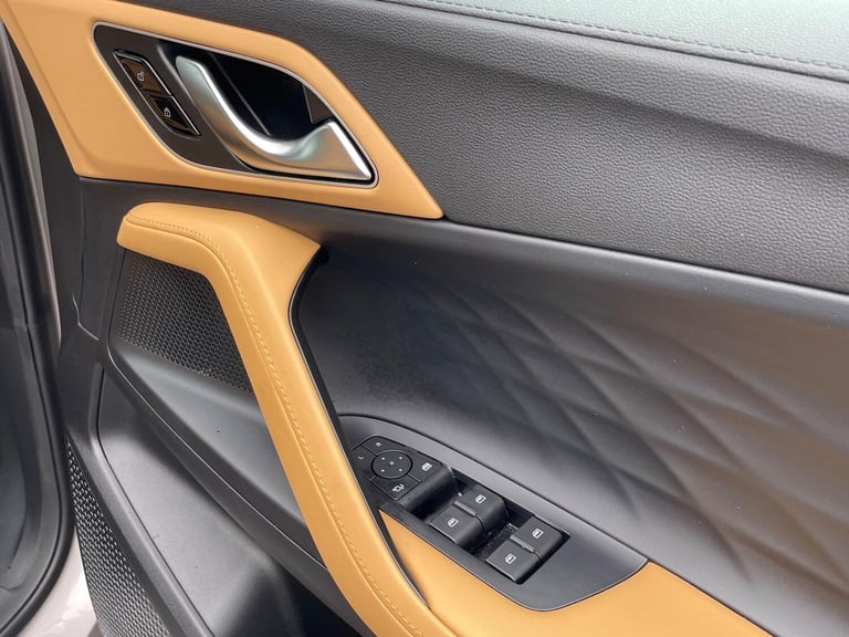 2024 MG MG HS 1.5 T-GDI Trophy Euro 6 (s/s) 5dr ESTATE Petrol Manual