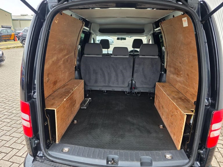 VOLKSWAGEN CADDY 2.0 TDi C20 Maxi 2012