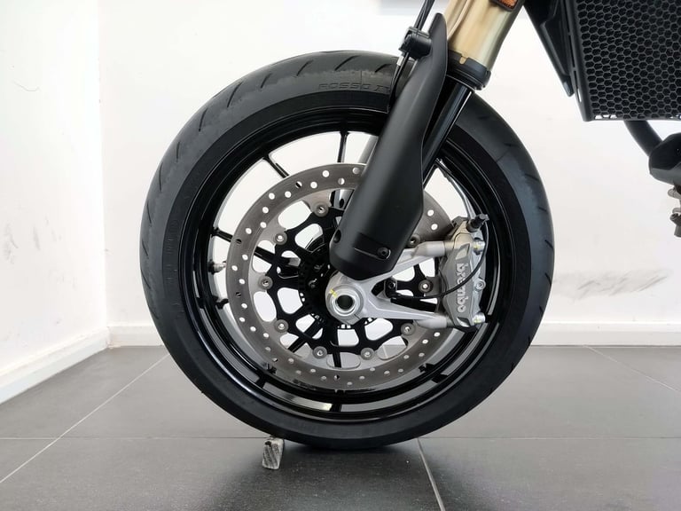 2025 Ducati Hypermotard 698 Mono Red 925 Miles | £176 Dep & £176 pcm