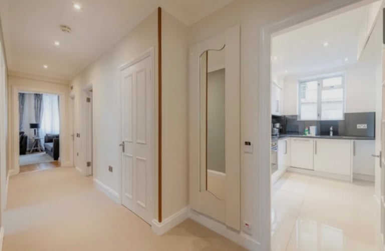 Bayswater Three Bedroom Apartment Short Term Let £4578 per week