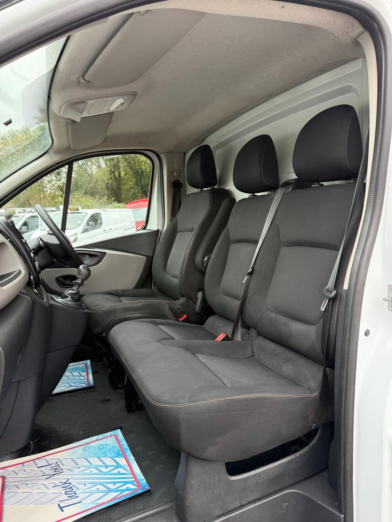 2019 Renault Trafic SL27 dCi 120 Business Van, Euro 6 , No VAT PANEL VAN Diesel Manual