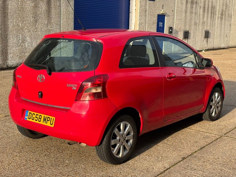 2008 Toyota Yaris 1.0 VVT-i TR 3dr HATCHBACK Petrol Manual