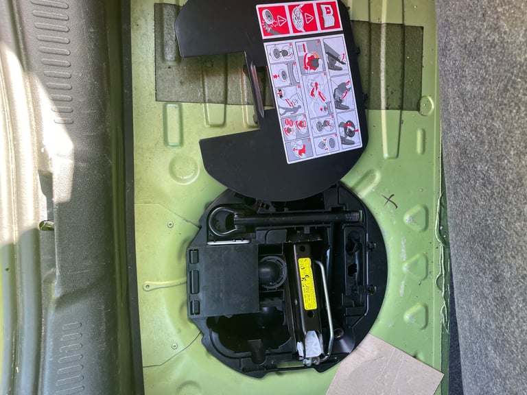 Renault, CLIO, Hatchback, 2009, Manual, 1149 (cc), 3 doors