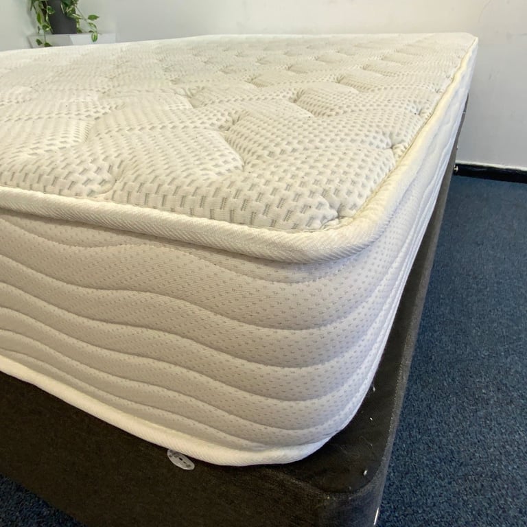 Dormeo Double Divan Bed with 2 Drawers 