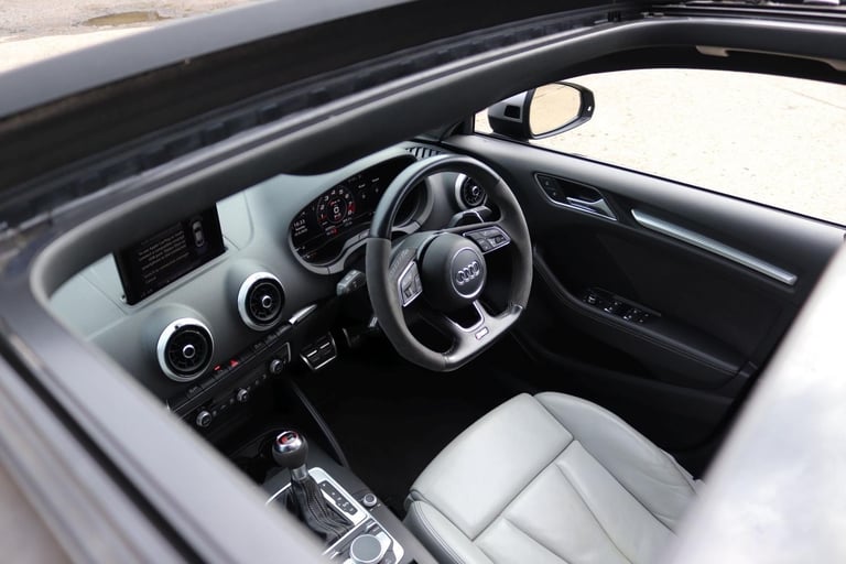 Audi RS3 2.5 TFSI S Tronic quattro - STAGE 2 - PAN RF - ACC - CARBON - SS SEATS 