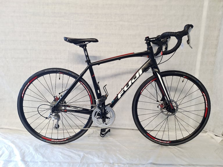 image for Almost new Fuji road bike 20 speed M frame Disc Brake