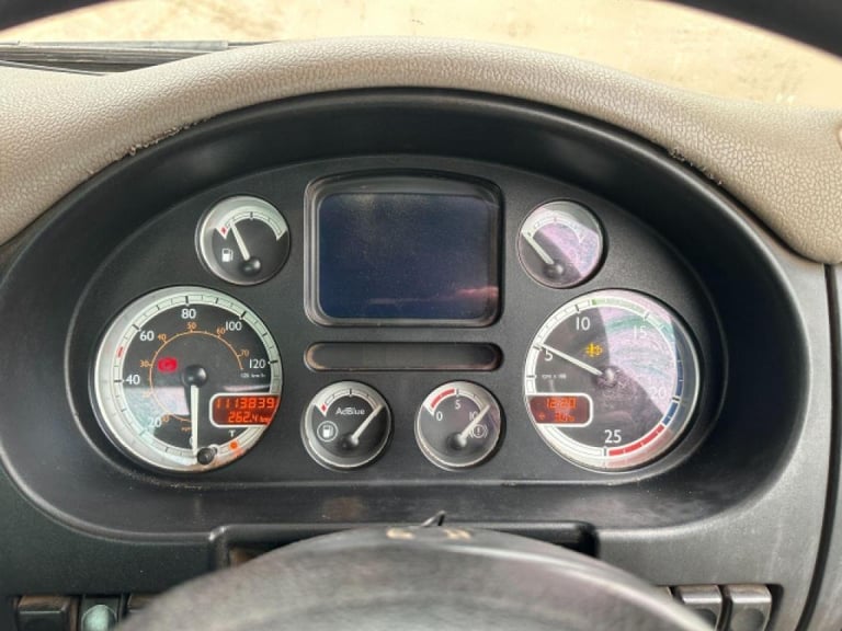 DAF CF 85.410 8x4 HUB REDUCTION MANUAL CHASSIS CAB