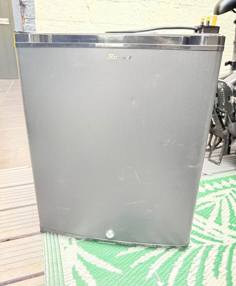 Smad 12v fridge - campervan/motorhome suitable