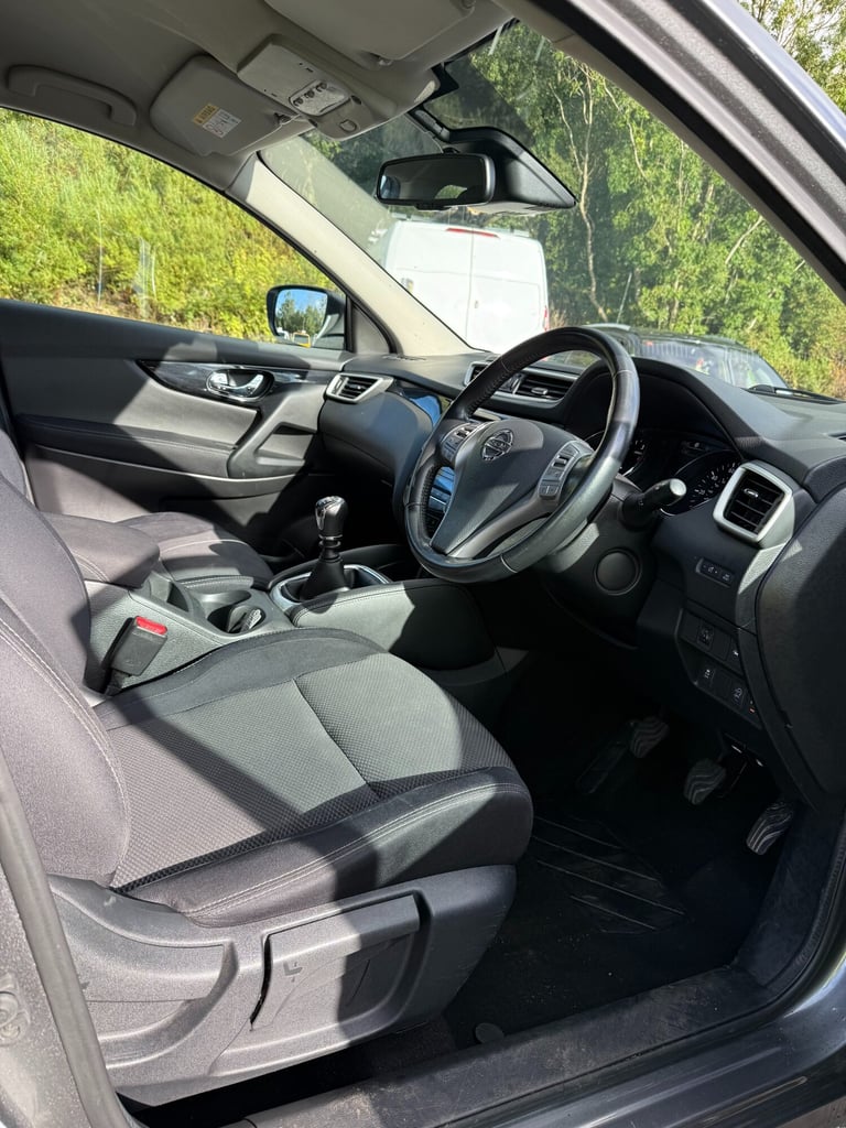 2016 Nissan Qashqai 1.5 dCi N-Connecta 5dr , Euro 6 , No VAT HATCHBACK Diesel Manual