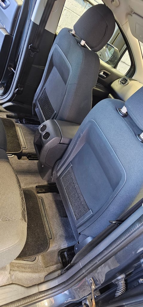 Peugeot, 3008, Hatchback, 2015, Manual, 1199 (cc), 5 doors