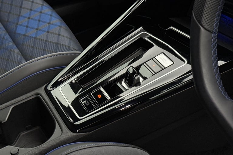 2023 Volkswagen Golf 2.0 TSI 320 R 4Motion 5dr DSG **REAR SIDE AIRBAGS, 19' ESTORIL BLACK A Hatch...