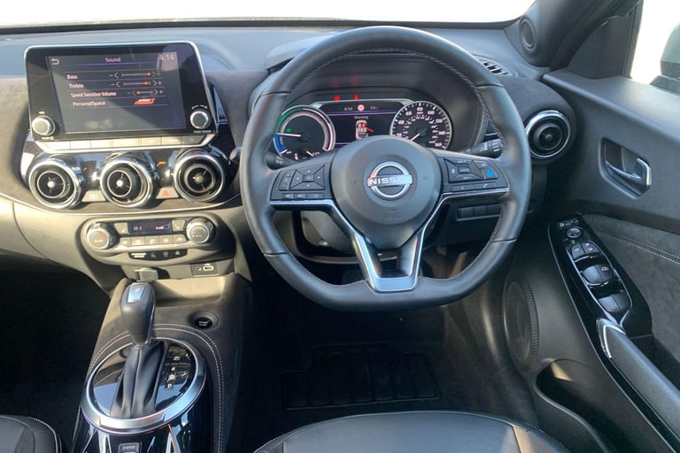 2023 Nissan Juke 1.6 Hybrid Tekna+ 5dr Auto HATCHBACK PETROL/ELECTRIC Automatic