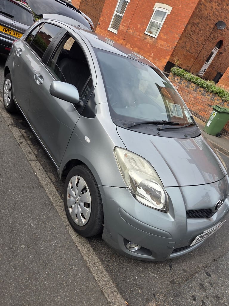 Toyota, YARIS, Hatchback, 2009, Manual, 1329 (cc), 5 doors