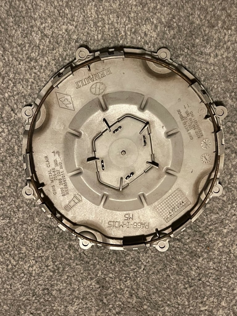 Renault Clio 172 /182 Cup / Megane R26 /225 wheel centecaps 