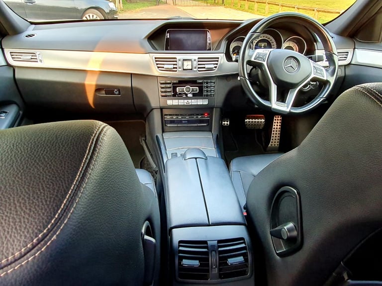 Mercedes-Benz, E CLASS, Saloon, 2013, Semi-Auto, 2143 (cc), 4 doors