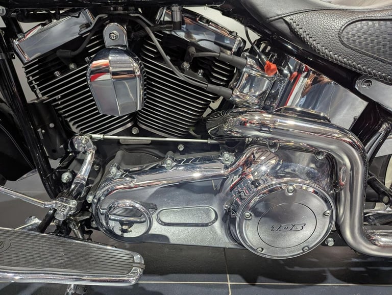 2013 Harley-Davidson Softail 1690 FLSTN Deluxe