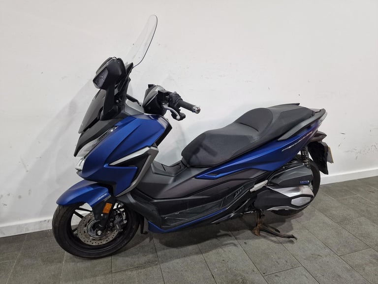 2021 Honda Forza 350, Heated Grips, Electric Screen, UnderSeat Storage, NSS350