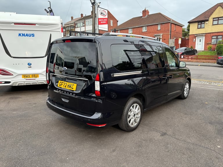 2022 Ford Tourneo Connect 2.0 EcoBlue Titanium 5dr [7 seat] MPV Diesel Manual