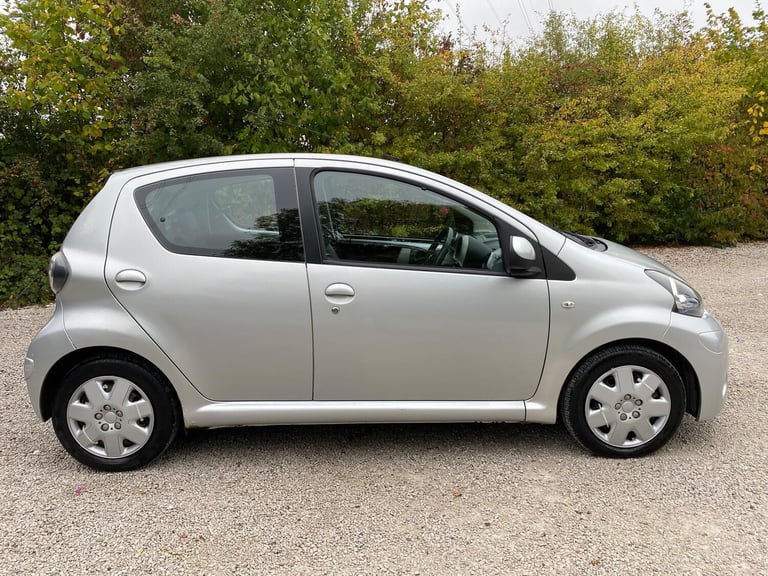 2012 Toyota AYGO 1.0 VVT-i Ice 5dr HATCHBACK PETROL Manual