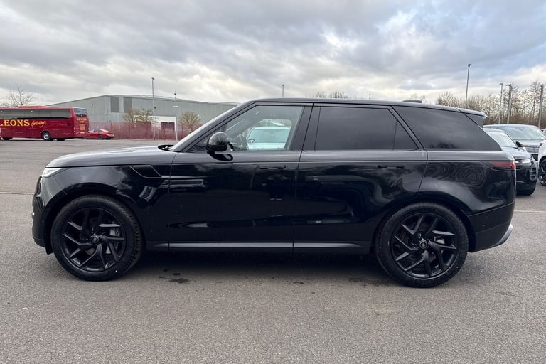 2025 Land Rover Range Rover Sport 3.0 D300 MHEV SE Auto 4WD Euro 6 (s/s) 5dr SUV Diesel Automatic