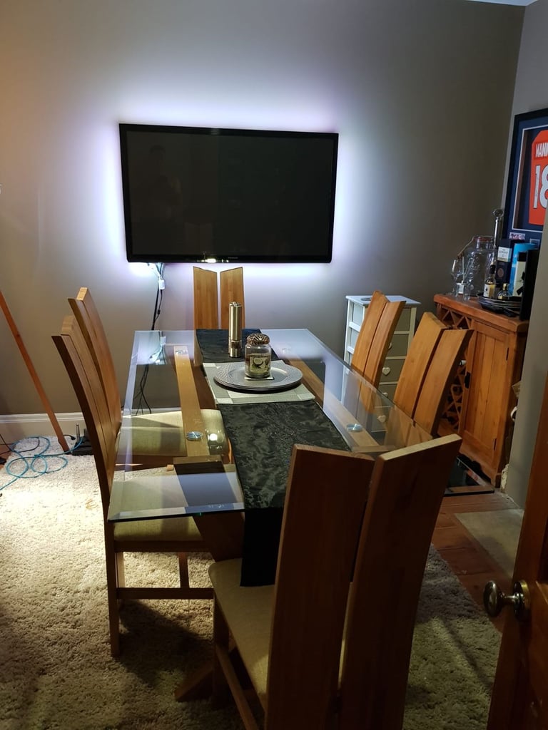 Solid Oak & Glass Dining Table with 6 Matching Chairs 