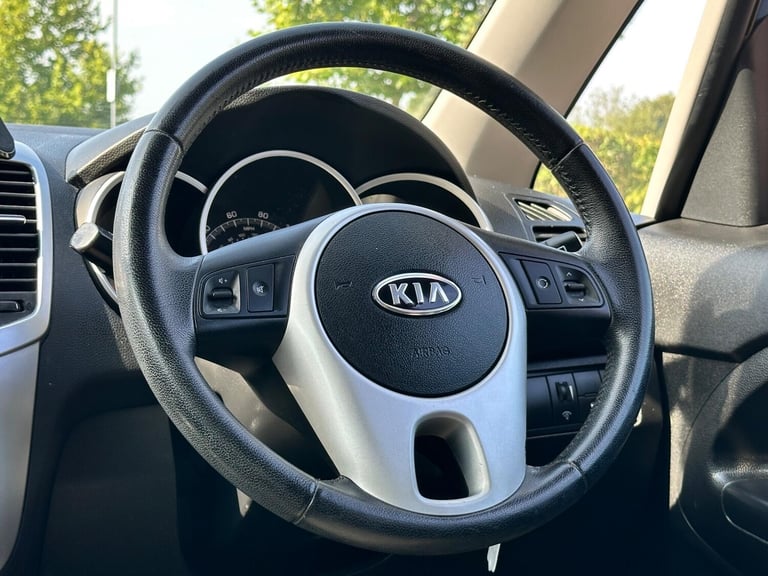 2010 Kia Venga 1.6 2 Auto Euro 5 5dr HATCHBACK Petrol Automatic