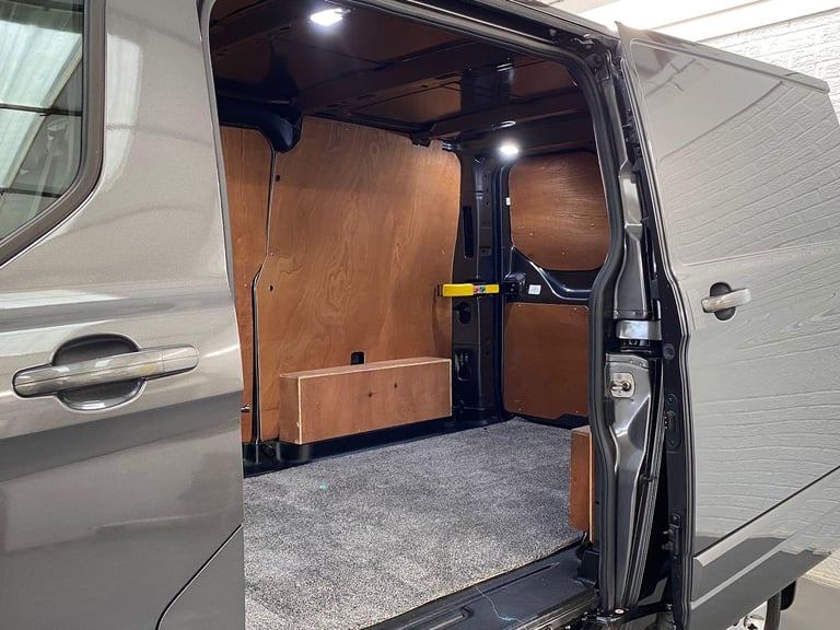 2021 Ford Transit Custom 2.0 280 EcoBlue Limited L1 H1 Euro 6 (s/s) 5dr PANEL VAN Diesel Manual