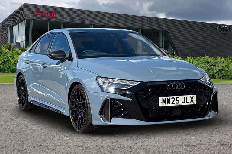 2025 Audi RS3 RS 3 TFSI Quattro Carbon Vorsprung 4dr S Tronic Saloon Petrol Automatic