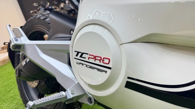 2025 SUPER-SOCO TC TC WANDERER PRO MOTORBIKE Electric Automatic