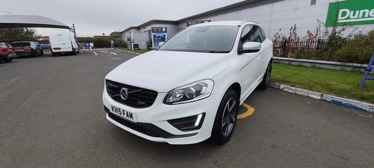 image for 2015 Volvo XC60 D4 [181] R DESIGN Lux Nav 5dr AWD Geartronic ESTATE DIESEL Automatic