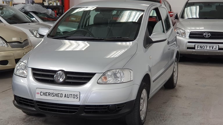 Volkswagen Fox 1.2 * GENUINE 32,000 MILES* FULL V/W S/HISTORY * 1 OWNER FROM NEW