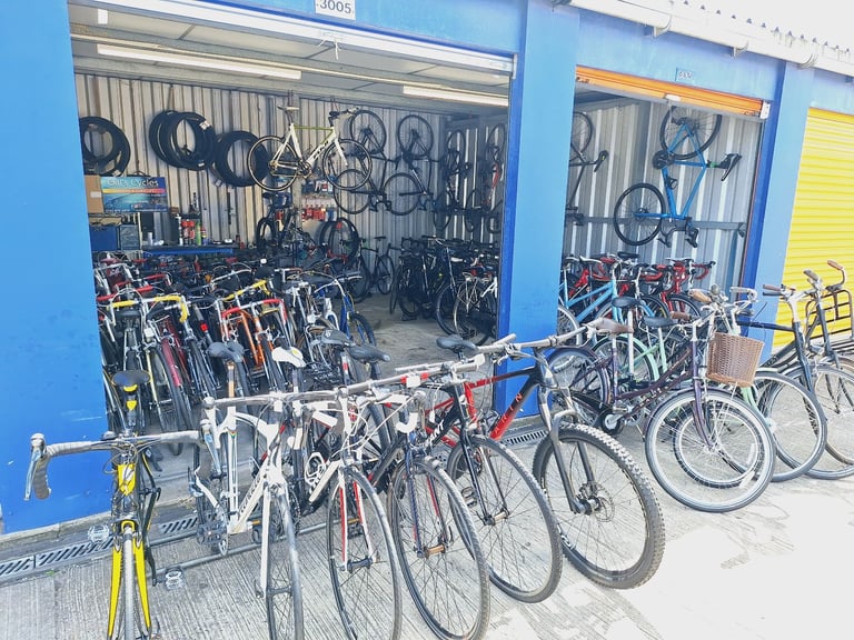 image for SALE SALE TOP QUALITY ROAD Hybrid  BIKES  CARRERA RALEIGH TREK SPECIALIZED PEUGEOT B’TWIN GIANT
