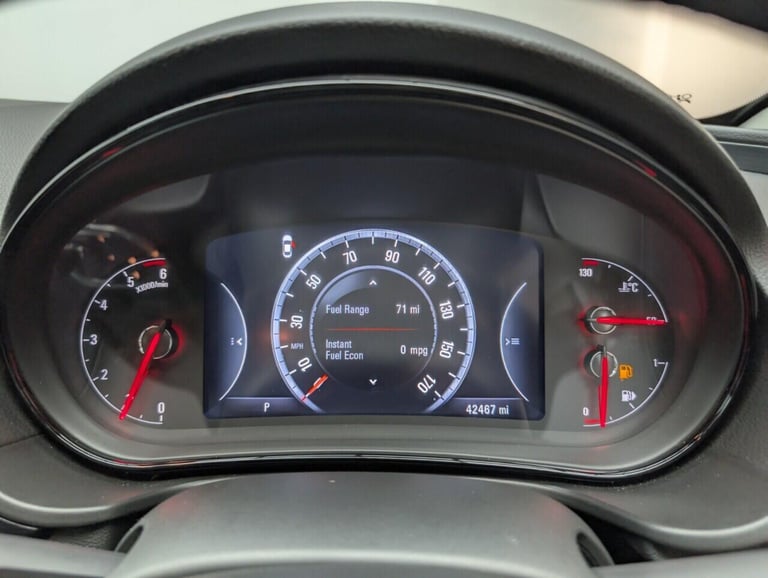 2016 Vauxhall Insignia 2.0 CDTi Elite Nav Hatchback 5dr Diesel Auto Euro 6 (170 ps) - PARKING SEN...