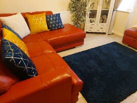 Leather corner sofa 