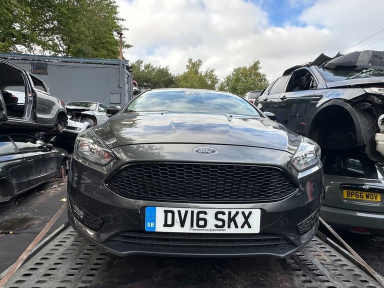 FORD FOCUS 2016 1.0 PETROL BREAKING FOR PARTS 