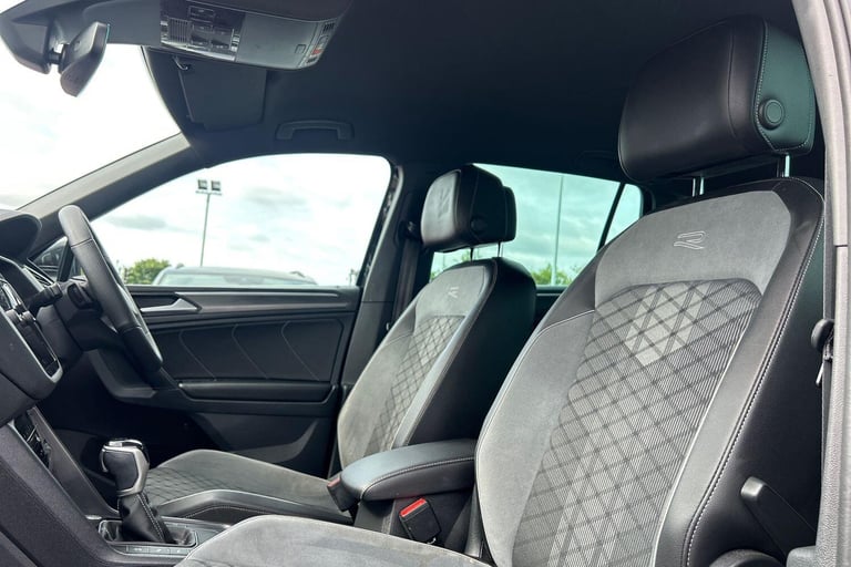 2021 Volkswagen Tiguan 2.0 TDI R-Line 5dr DSG ESTATE Diesel Automatic
