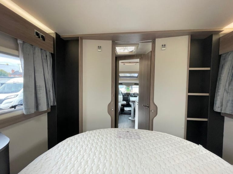 Swift Voyager 594 4 Berth 4 Belt automatic 3500kg motorhome 
