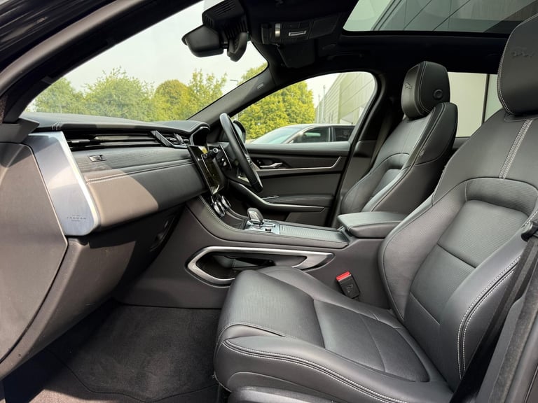 2022 Jaguar F-Pace 2.0 D200 MHEV R-Dynamic Black SUV 5dr Diesel Auto AWD Euro 6 (s/s) (204 ps) ES...
