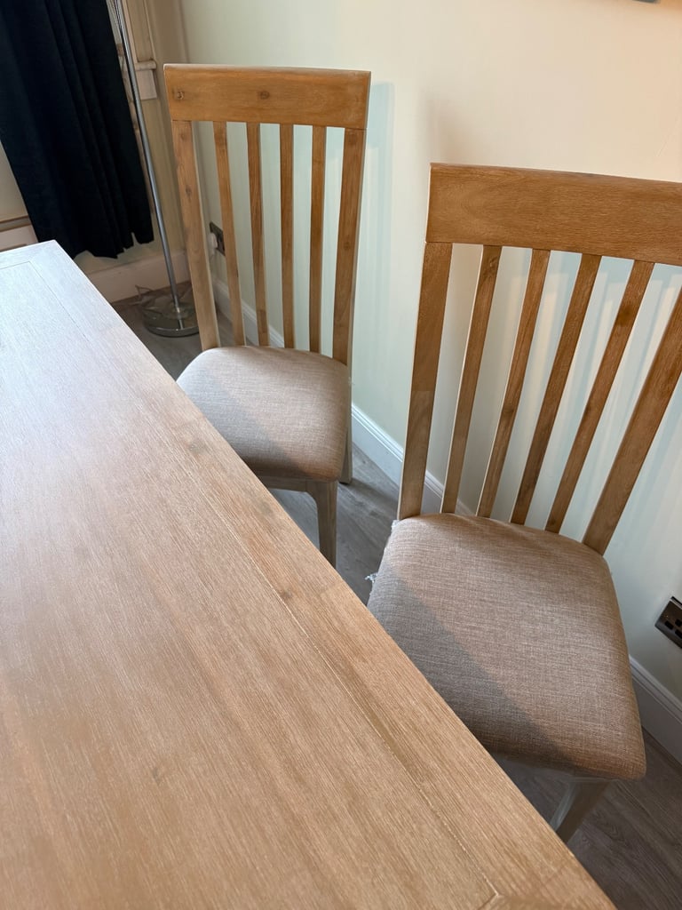 Designer rooms dining table 