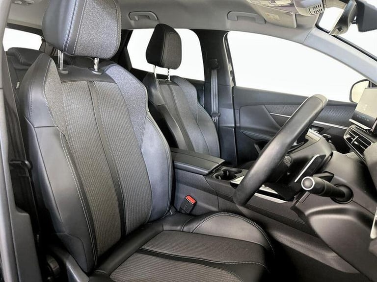 2021 Peugeot 3008 1.6 13.2kWh Allure e-EAT Euro 6 (s/s) 5dr Automatic SUV Hybrid Automatic