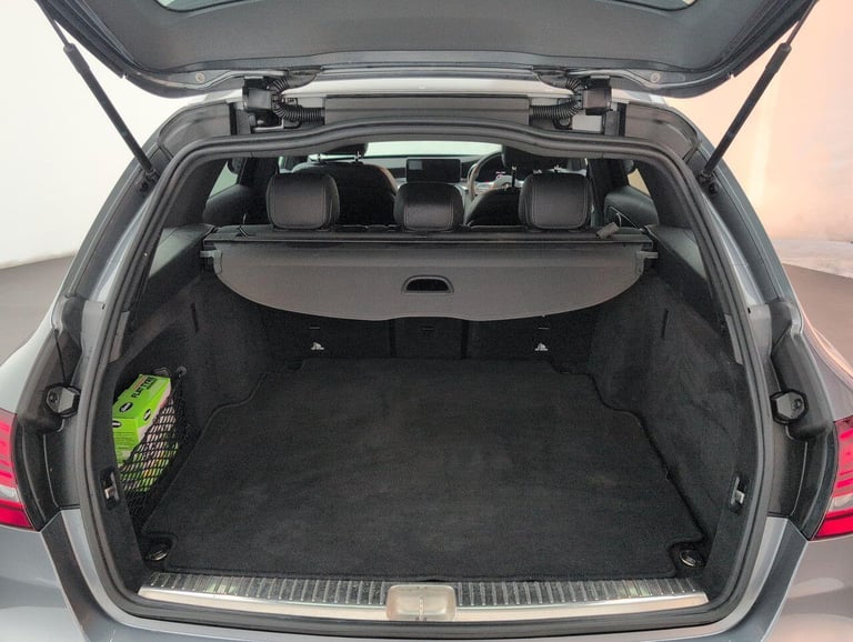 2021 Mercedes-Benz C Class 1.5 C200 MHEV AMG Line Night Edition (Premium) Estate 5dr Petrol Hybri...