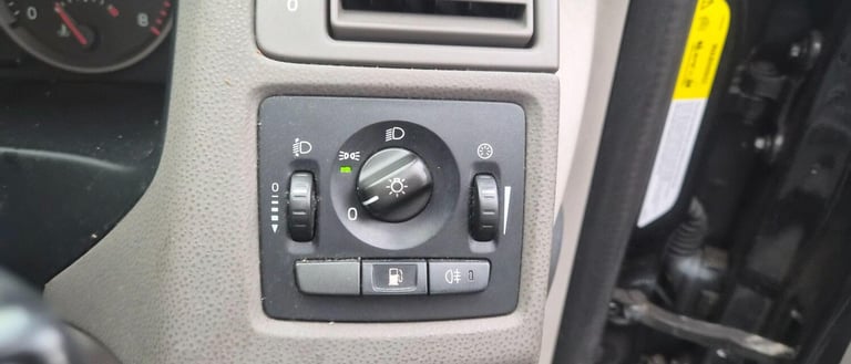 Volvo S40 1.6 S 4dr Petrol Manual - Image 13