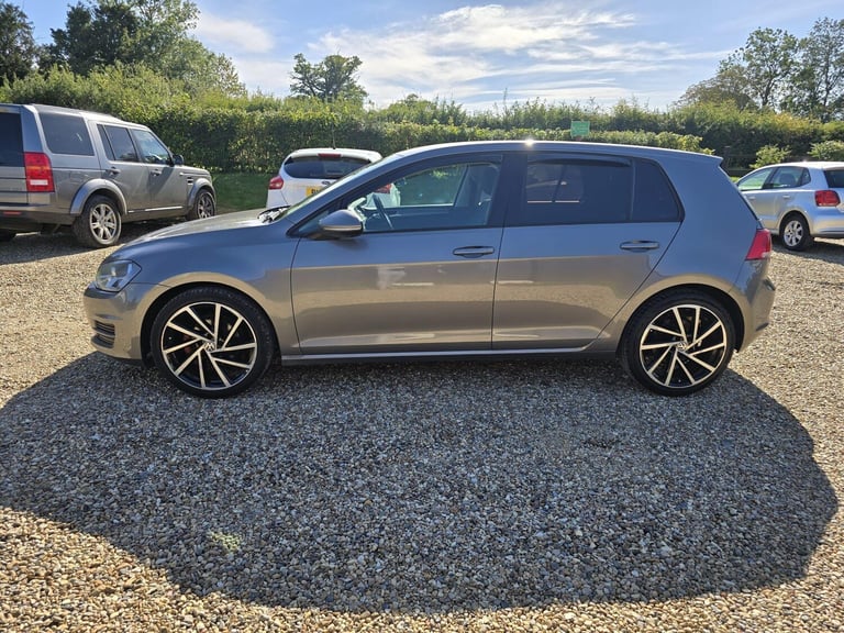 2014 Volkswagen Golf 1.6 TDI BlueMotion Tech SE Euro 5 (s/s) 5dr HATCHBACK Diesel Manual