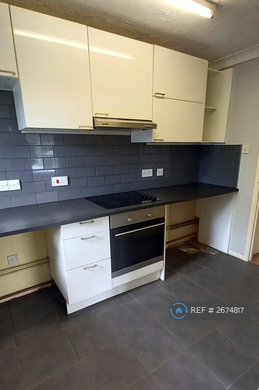 1 bedroom flat in Albany Walk, Peterborough, PE2 (1 bed) (#2674817)