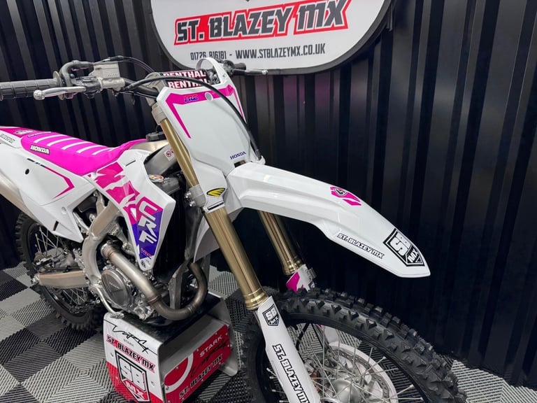 BRAND NEW HONDA CRF 250 RS PINK EDITION MOTO-X BIKE