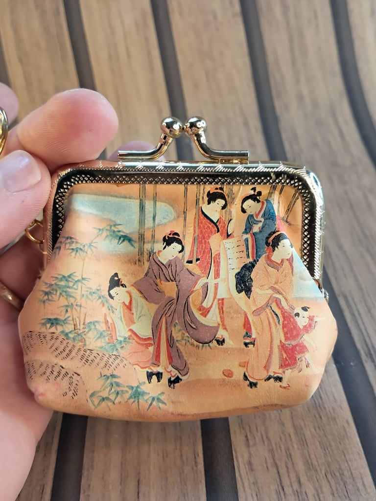 Good condition Chain Coin Purse Folkcraft Size Small W Keychain Loop. As seen. 