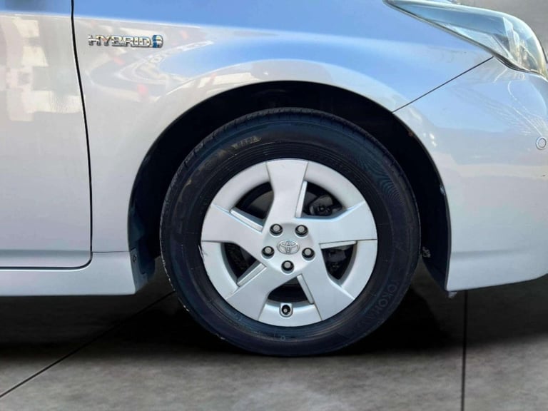 2013 Toyota Prius  1.8 VVT-h T Spirit CVT Euro 5 (s/s) 5dr Hatchback HYBRID ELECTRIC Automatic